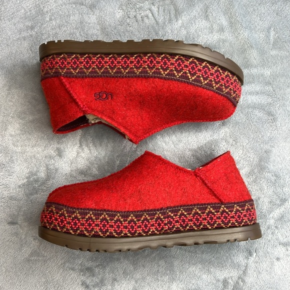 NWOB UGG Refelt Tasman Slip On Shoes Slippers #1130872 Red Size EU37 US6 - Picture 2 of 10